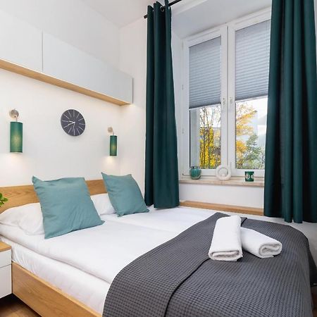 Kraków Trendy Studio Apartments by Renters Cracóvia Exterior foto
