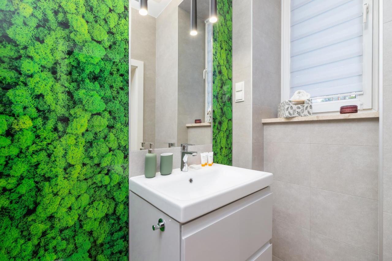 Kraków Trendy Studio Apartments by Renters Cracóvia Exterior foto