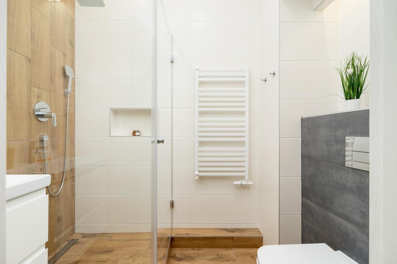 Kraków Trendy Studio Apartments by Renters Cracóvia Exterior foto